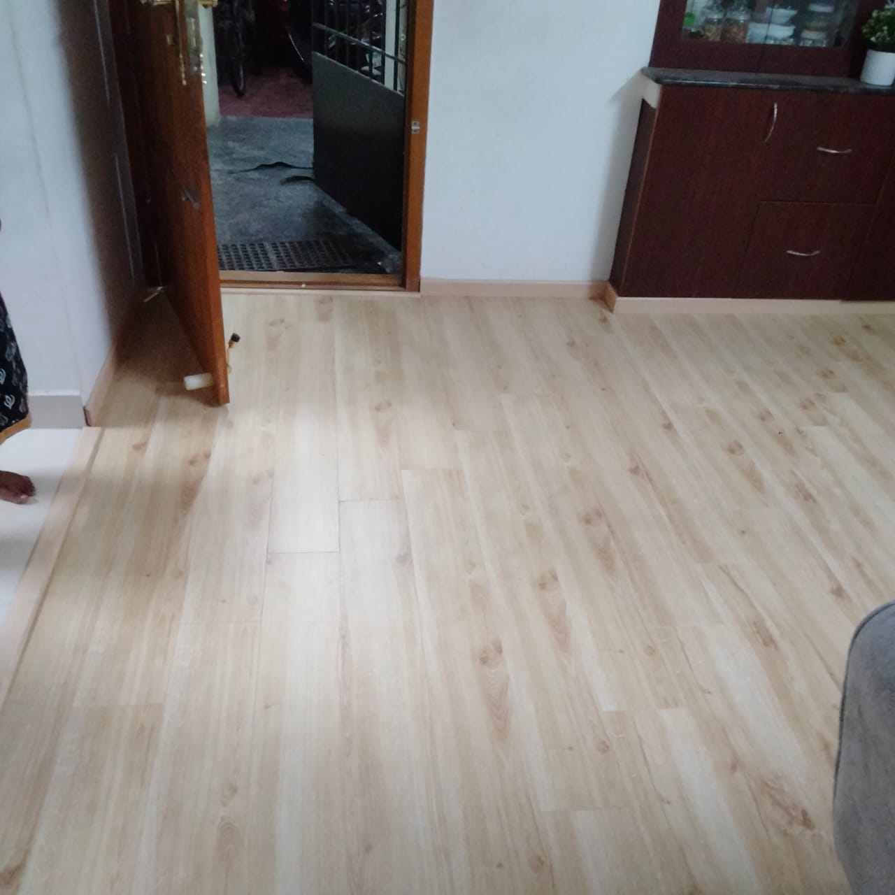 Photo inspiration: Visual Reference: Laminate Wooden Flooring